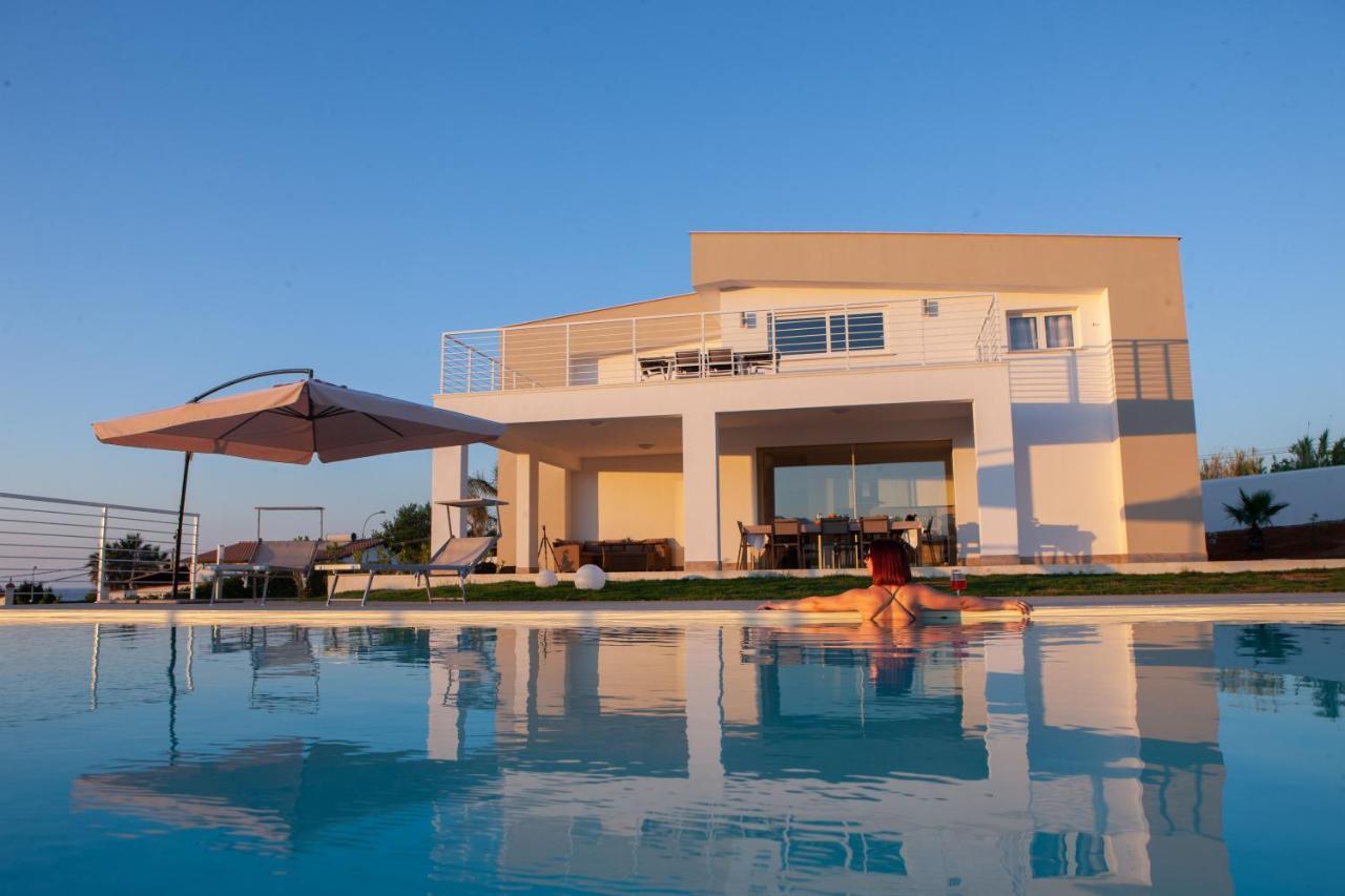 Villa Lombardo Luxury Balestrate Eksteriør bilde