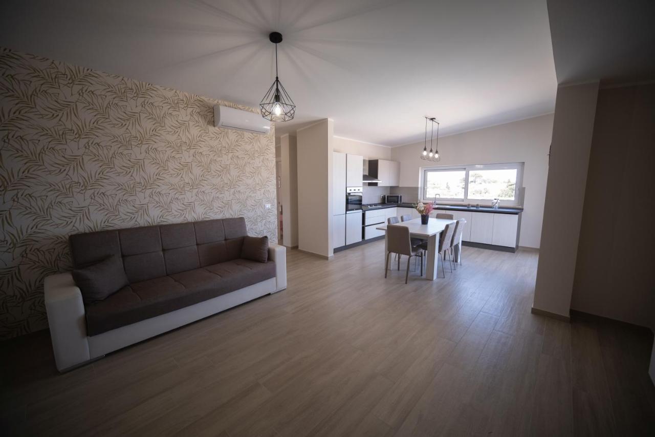 Villa Lombardo Luxury Balestrate Eksteriør bilde